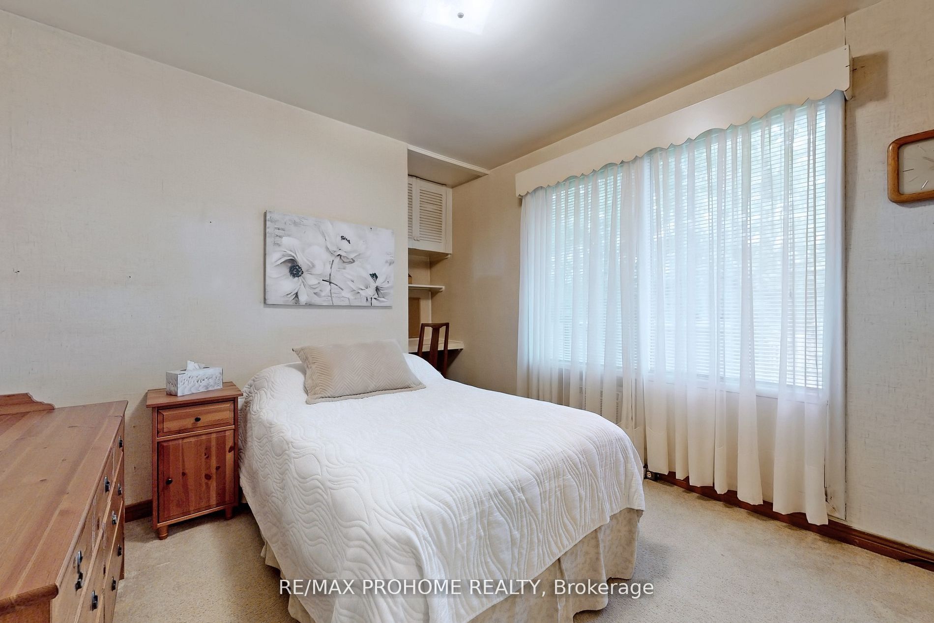 17 Oakworth Crescent