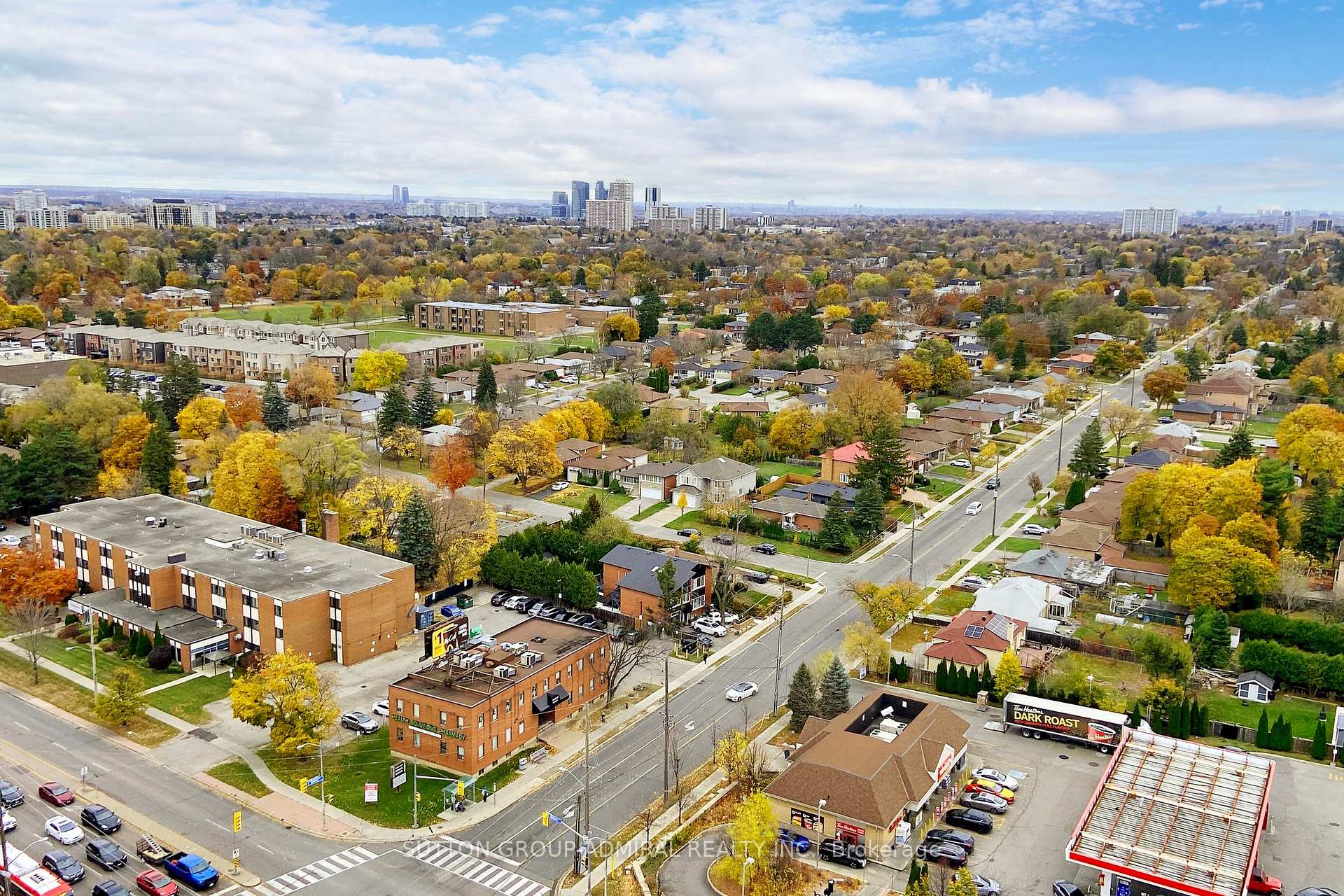 2 Bedrooms Condo at 135 Antibes, Toronto For sale