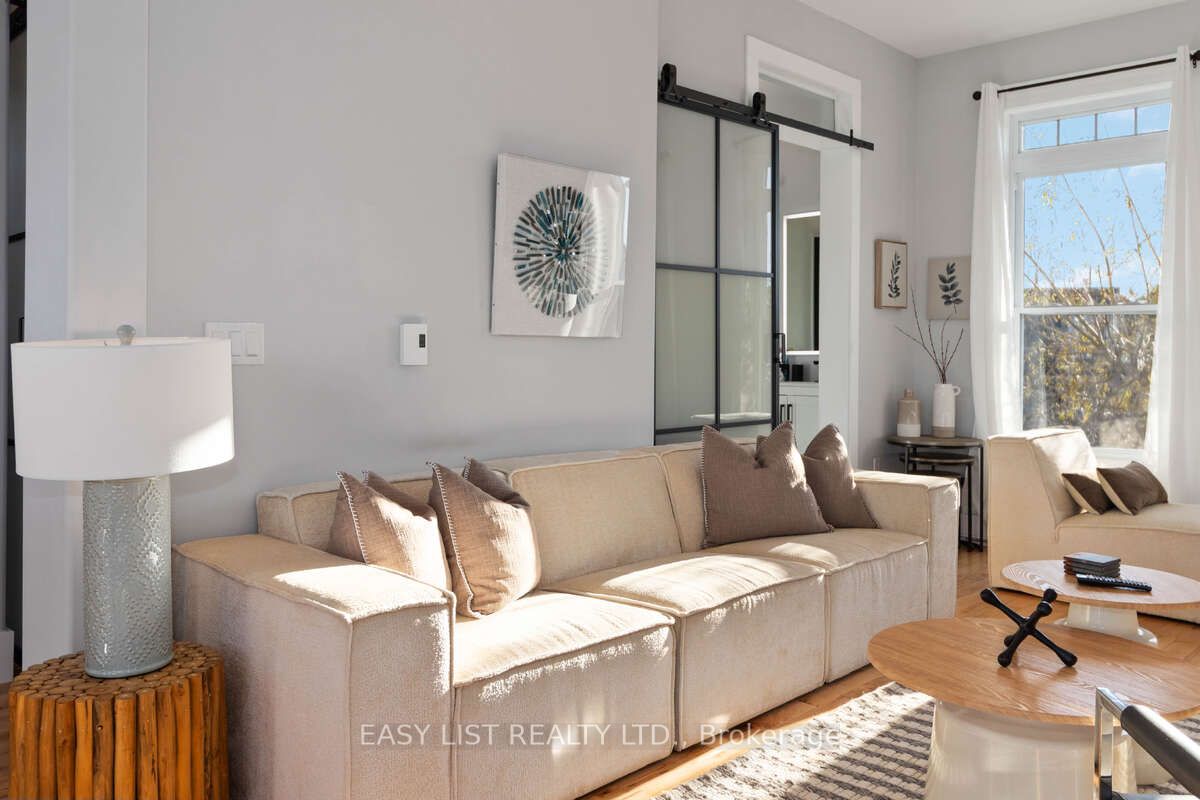 693 Mason Beach Road, #3