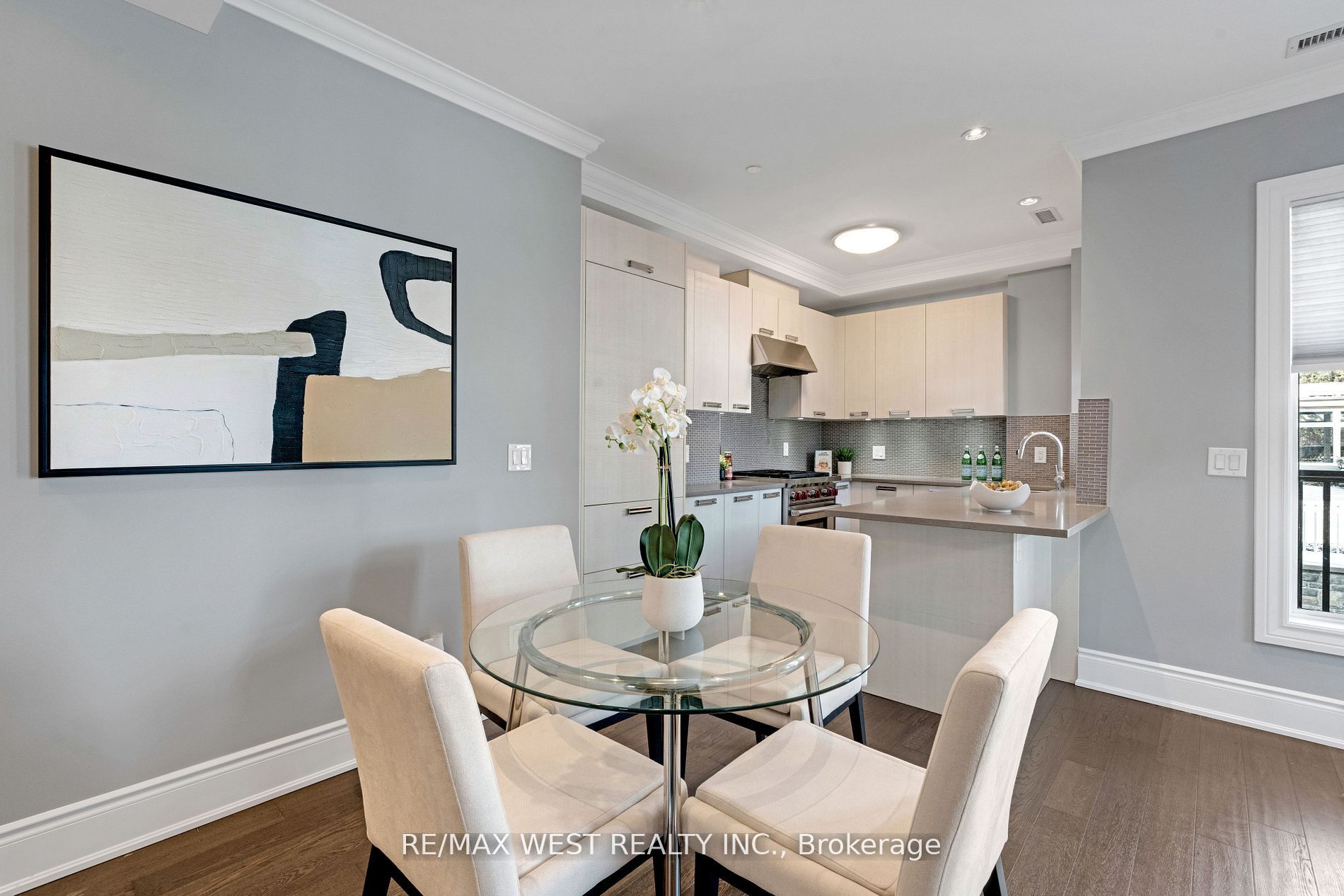 10360 Islington Avenue, #201
