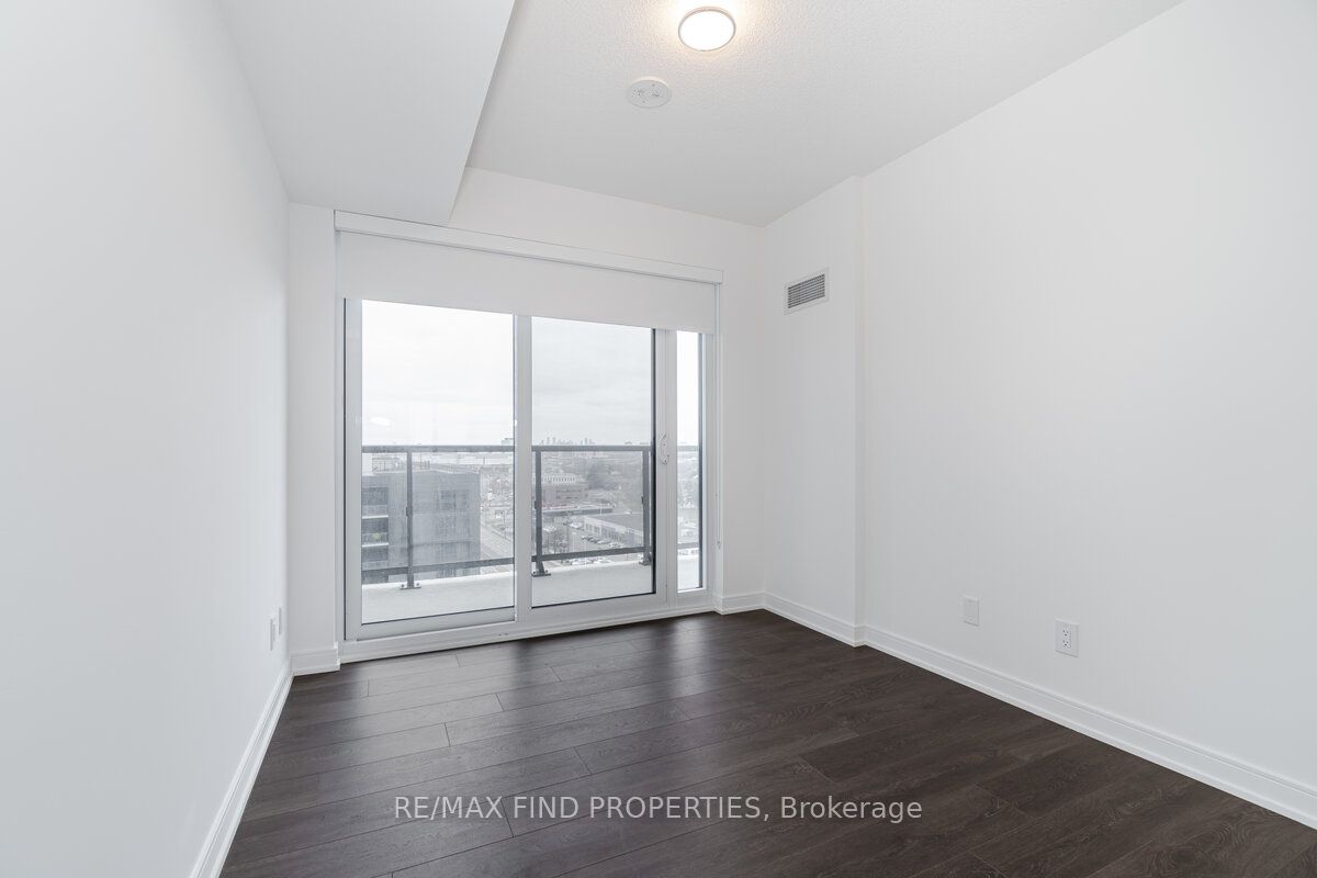 30 Samuel Wood Way, #1002