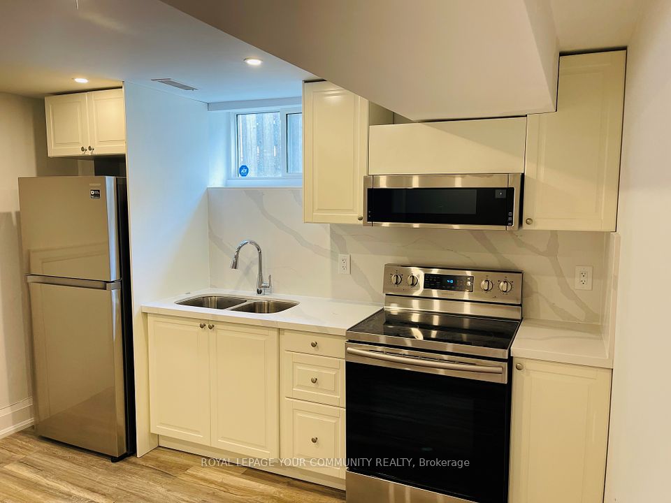 32 Kitimat