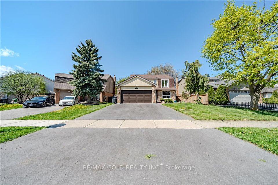 18 Markham