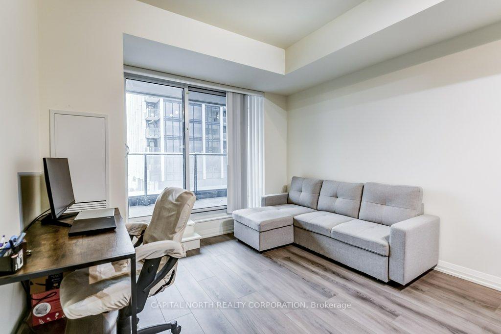 1 Bedroom Condo at 8960 Jane, Vaughan For sale