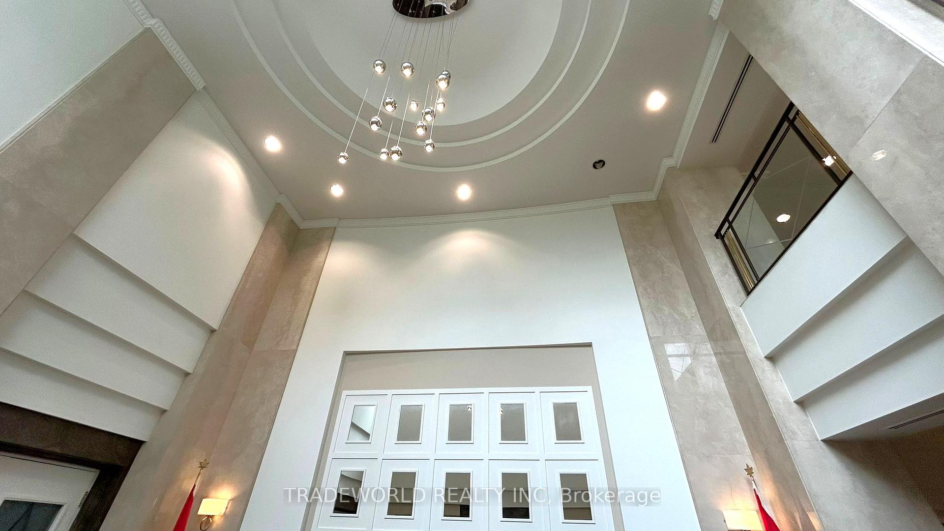 2 Bedrooms Condo at 68 Corporate, Toronto For sale