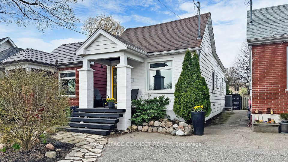 242 Gledhill Avenue, Toronto, ON M4C 5L2