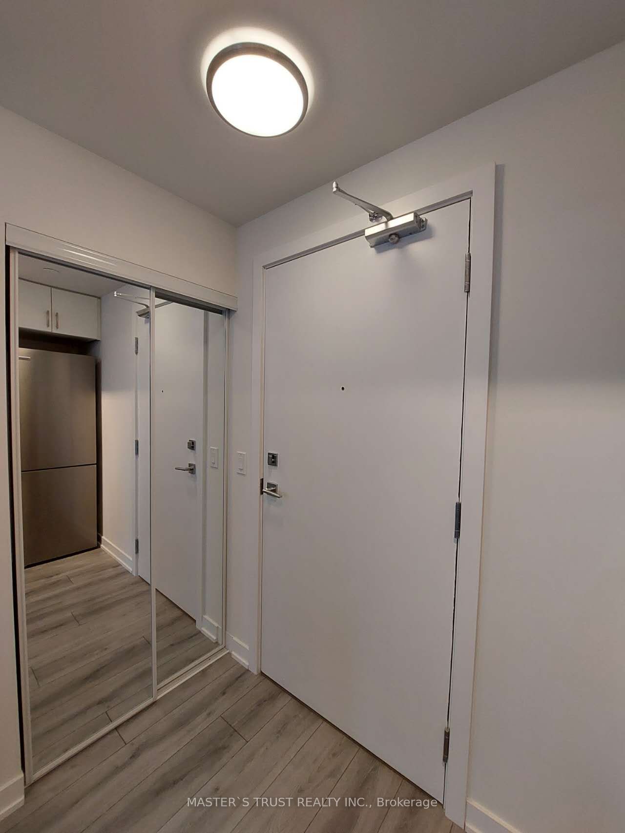 15 Ellerslie Avenue, #904