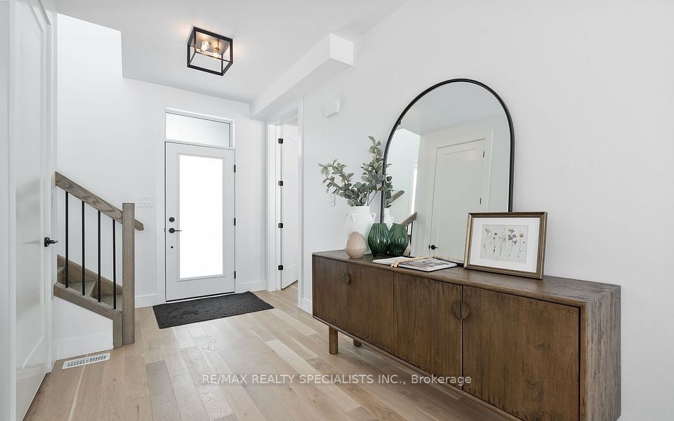 2234 SOUTHPORT Crescent, London South, ON N6M 0H9