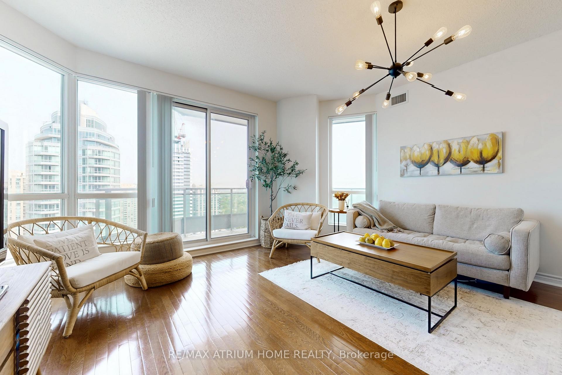 2 Bedrooms Condo at 60 Byng, Toronto For sale