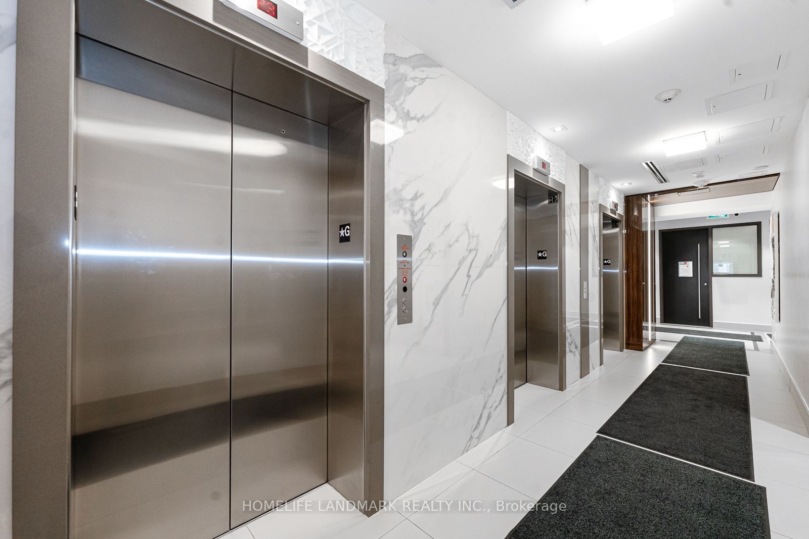 32 Forest Manor Road, #210