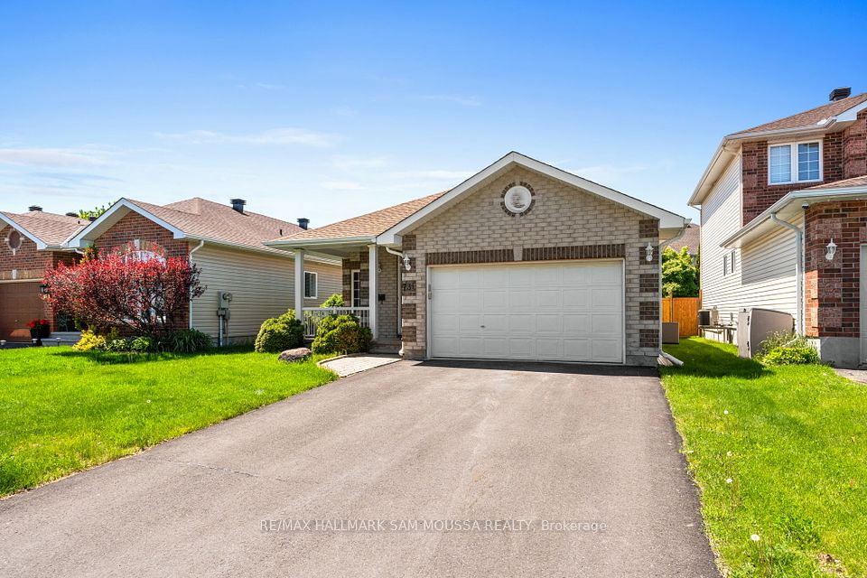 731 Vermillion Drive, BlossomParkAirportandArea, ON K1V 1V9