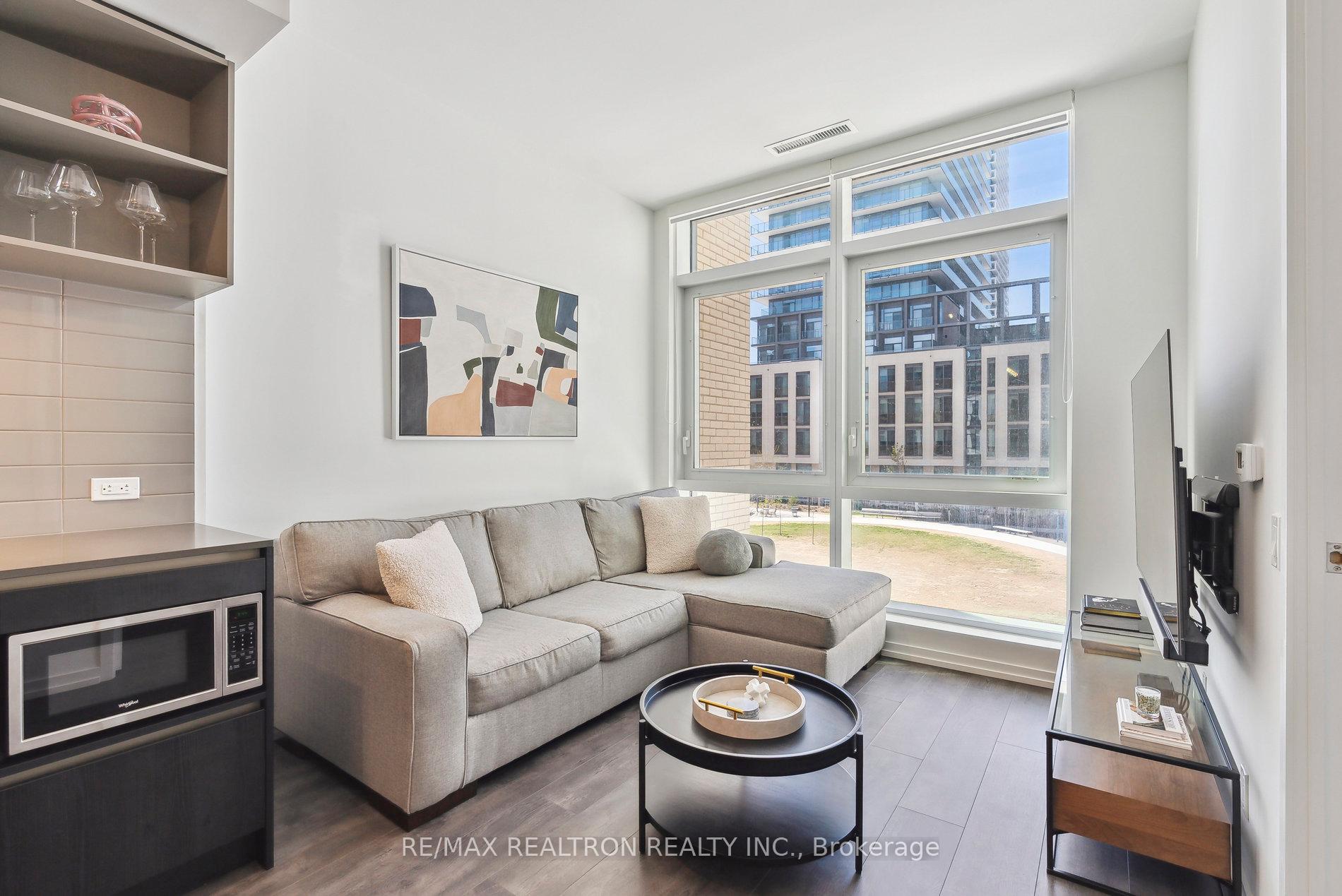 2 Bedrooms Condo at 7890 Jane, Vaughan For sale