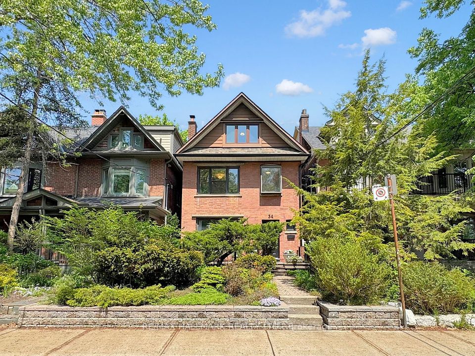 34 Strathcona