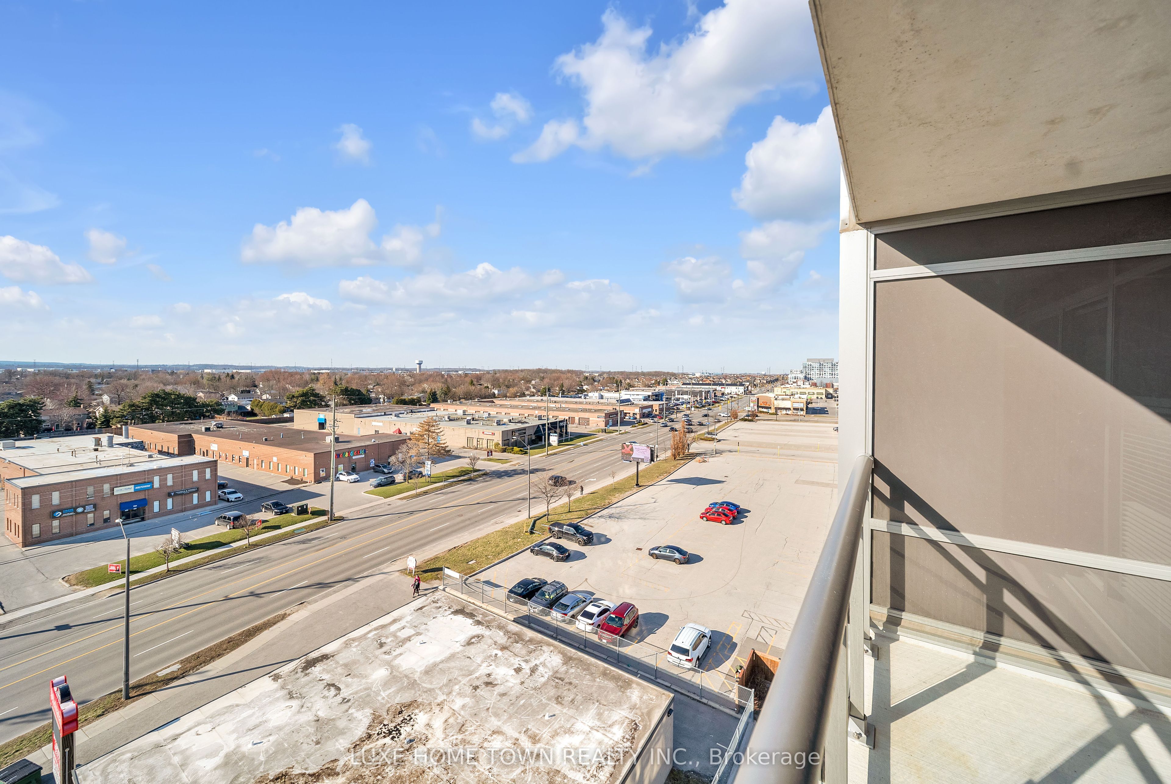716 Main Street E, #801