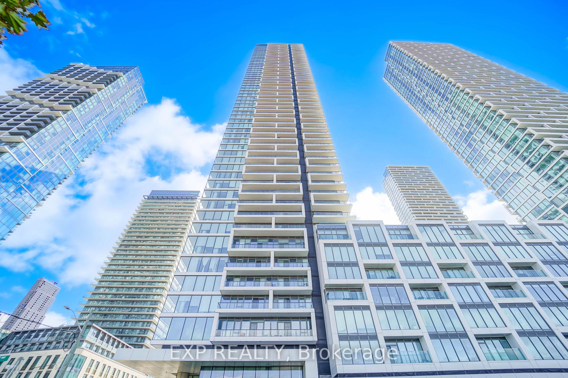 2 Bedrooms Condo at 950 Portage,  Vaughan For sale