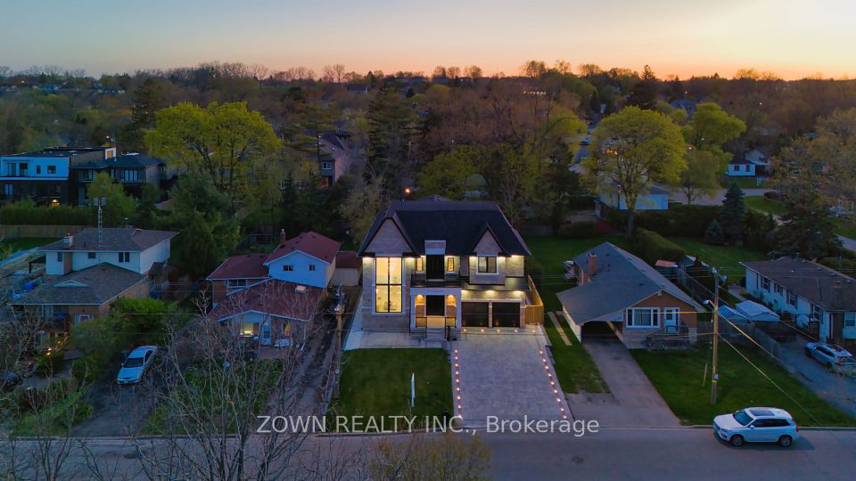 632 West Shore Boulevard, Pickering, ON L1W 2T8
