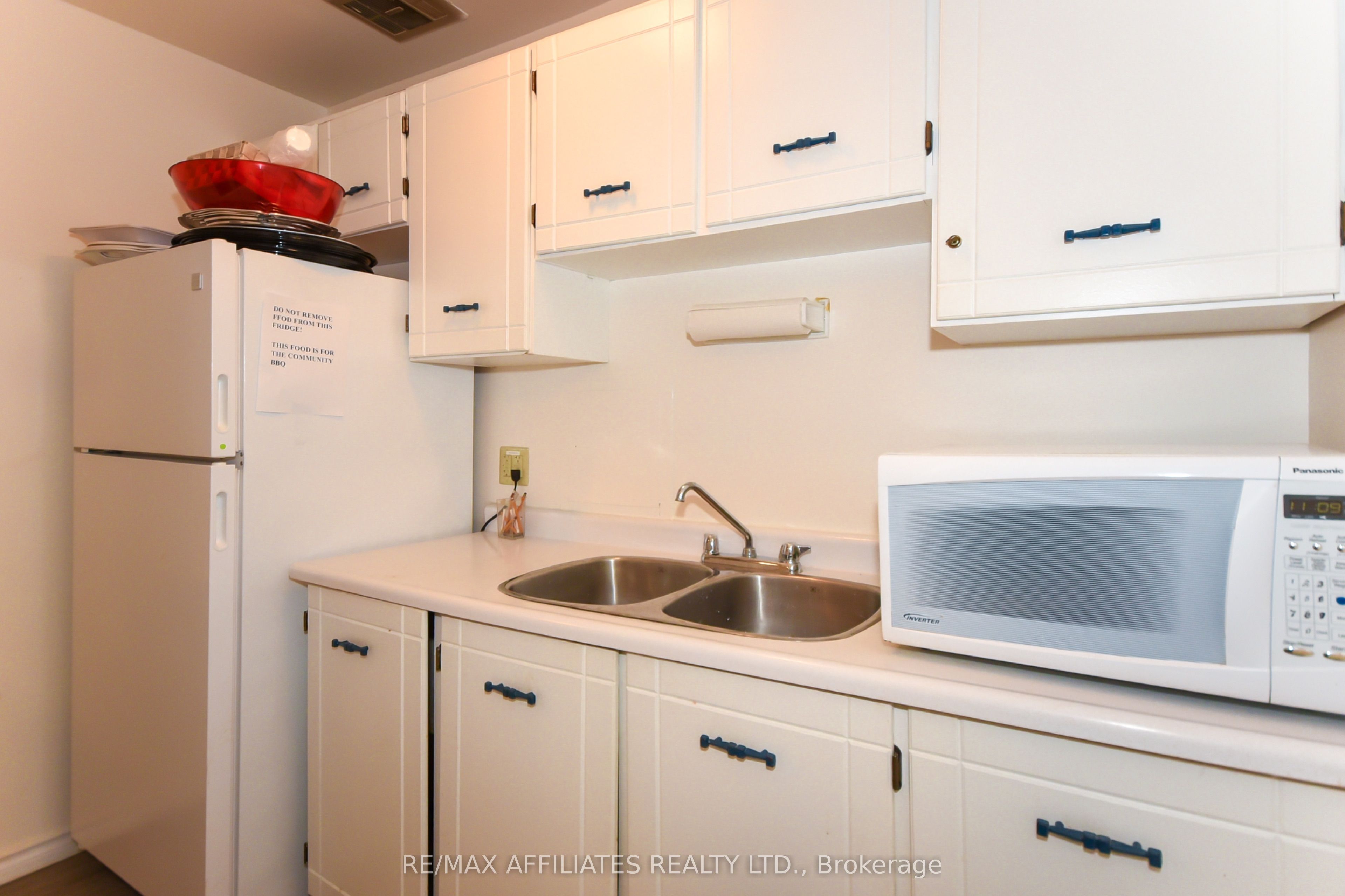 2400 Virginia Drive W, #305