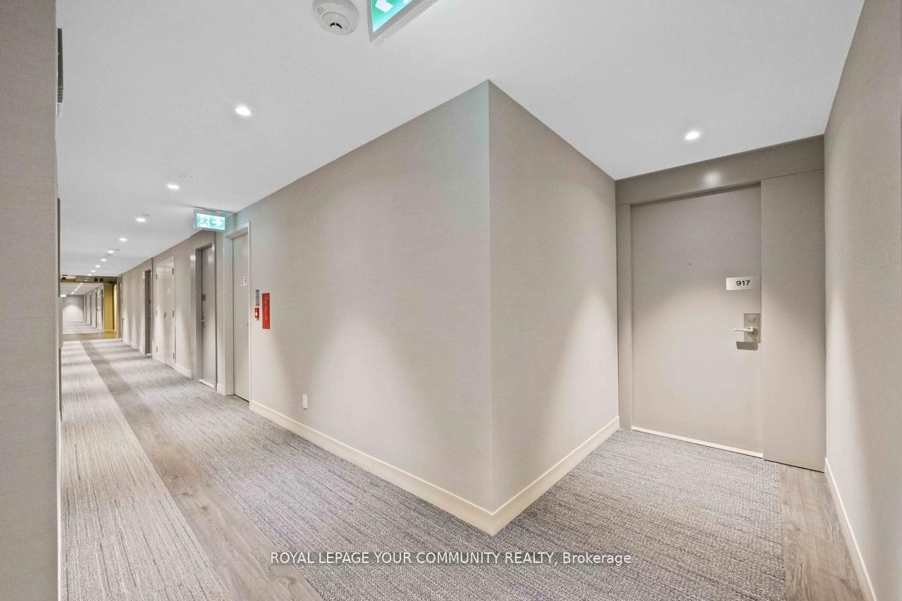 2 Bedrooms Condo at 19 Western Battery, Toronto For sale