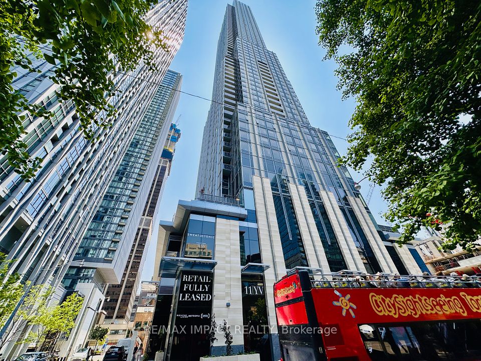 11 Yorkville