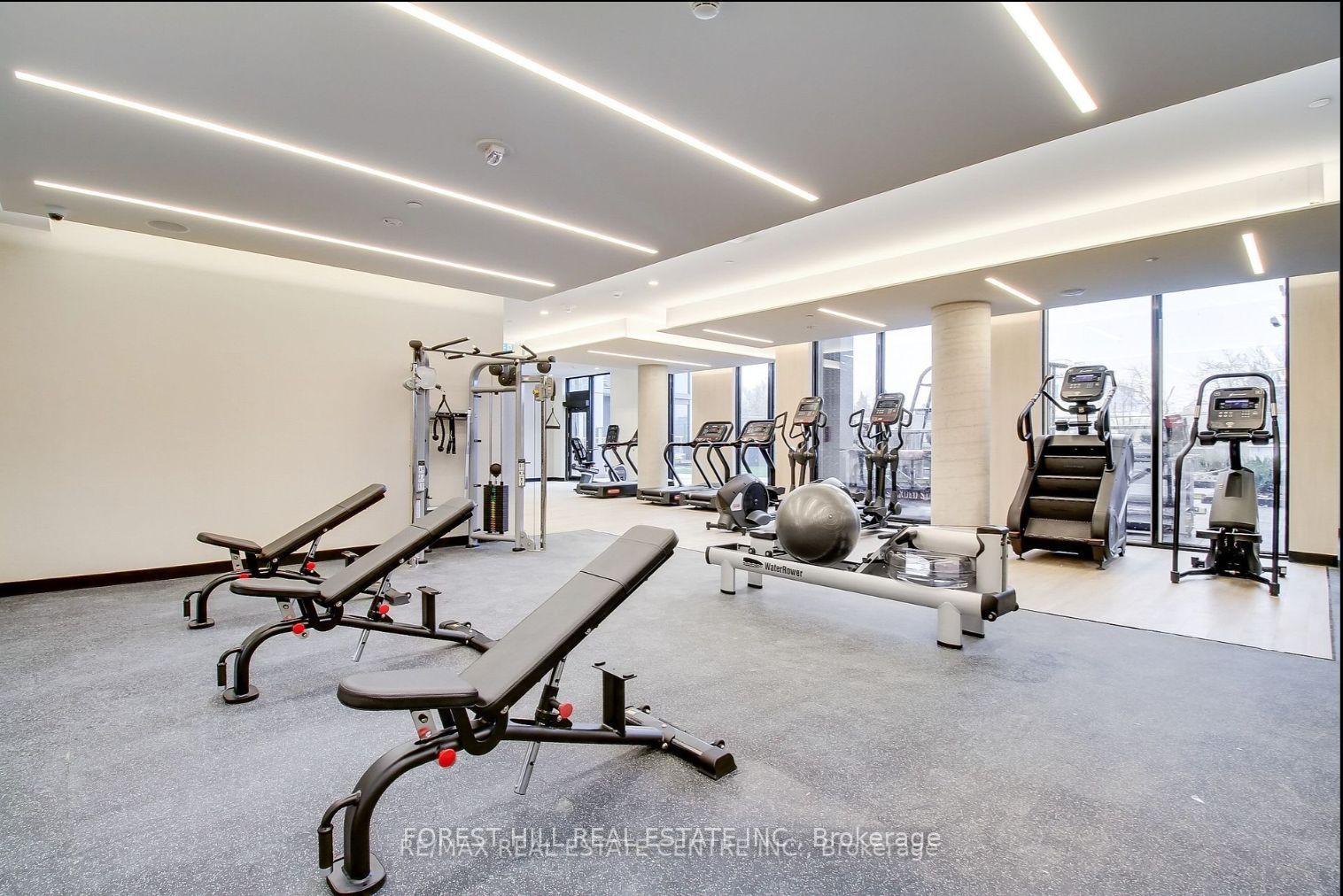 2020 Bathurst Street, #211