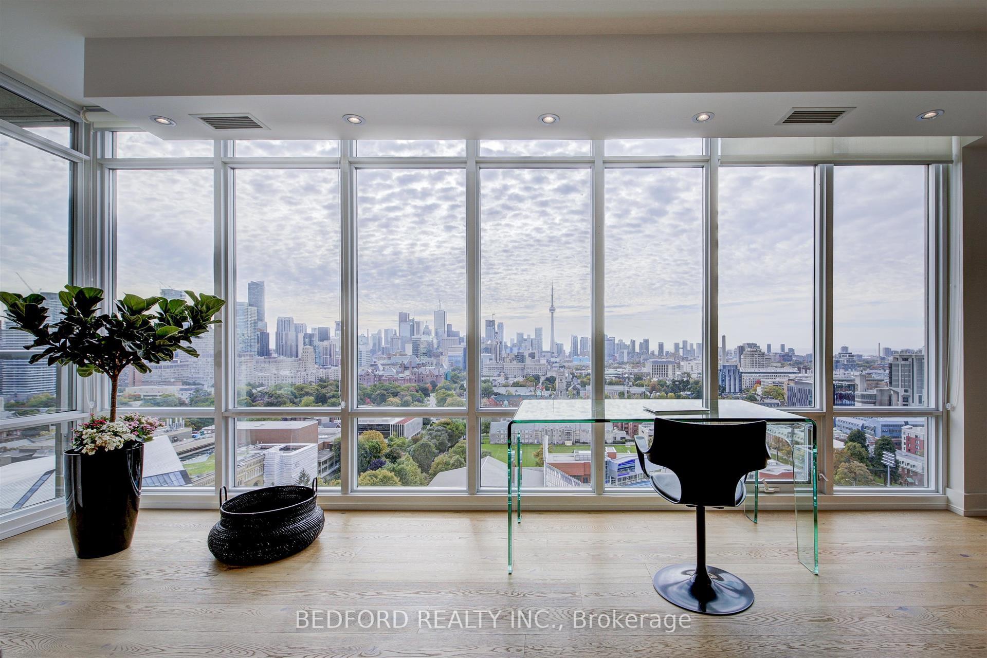 3 Bedrooms Condo at 1 Bedford,  Toronto For sale