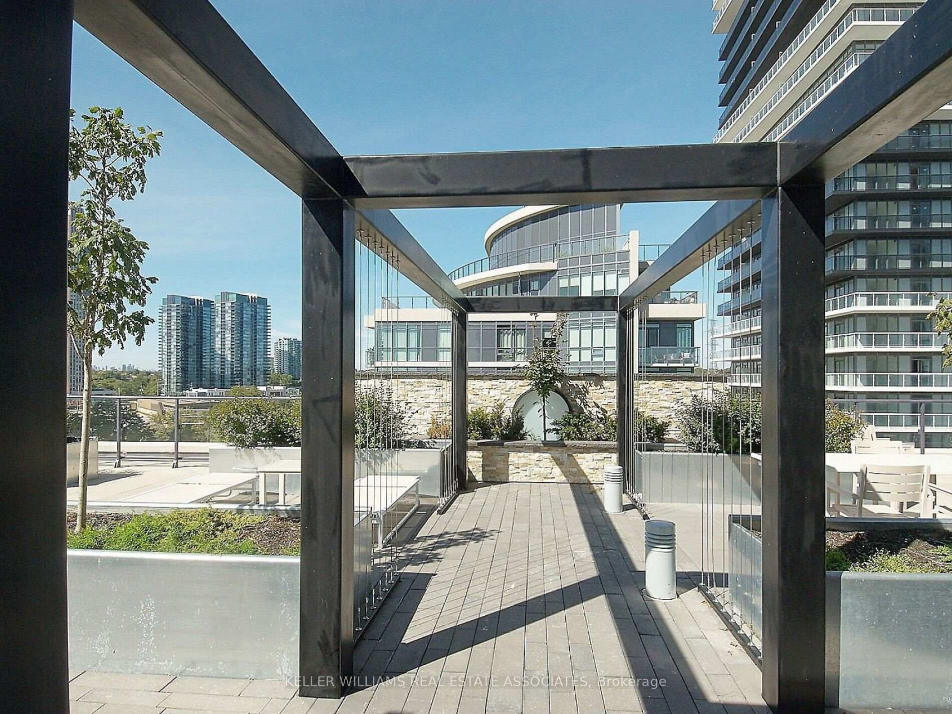 3 Bedrooms Condo at 59 Annie Craig, Toronto For sale