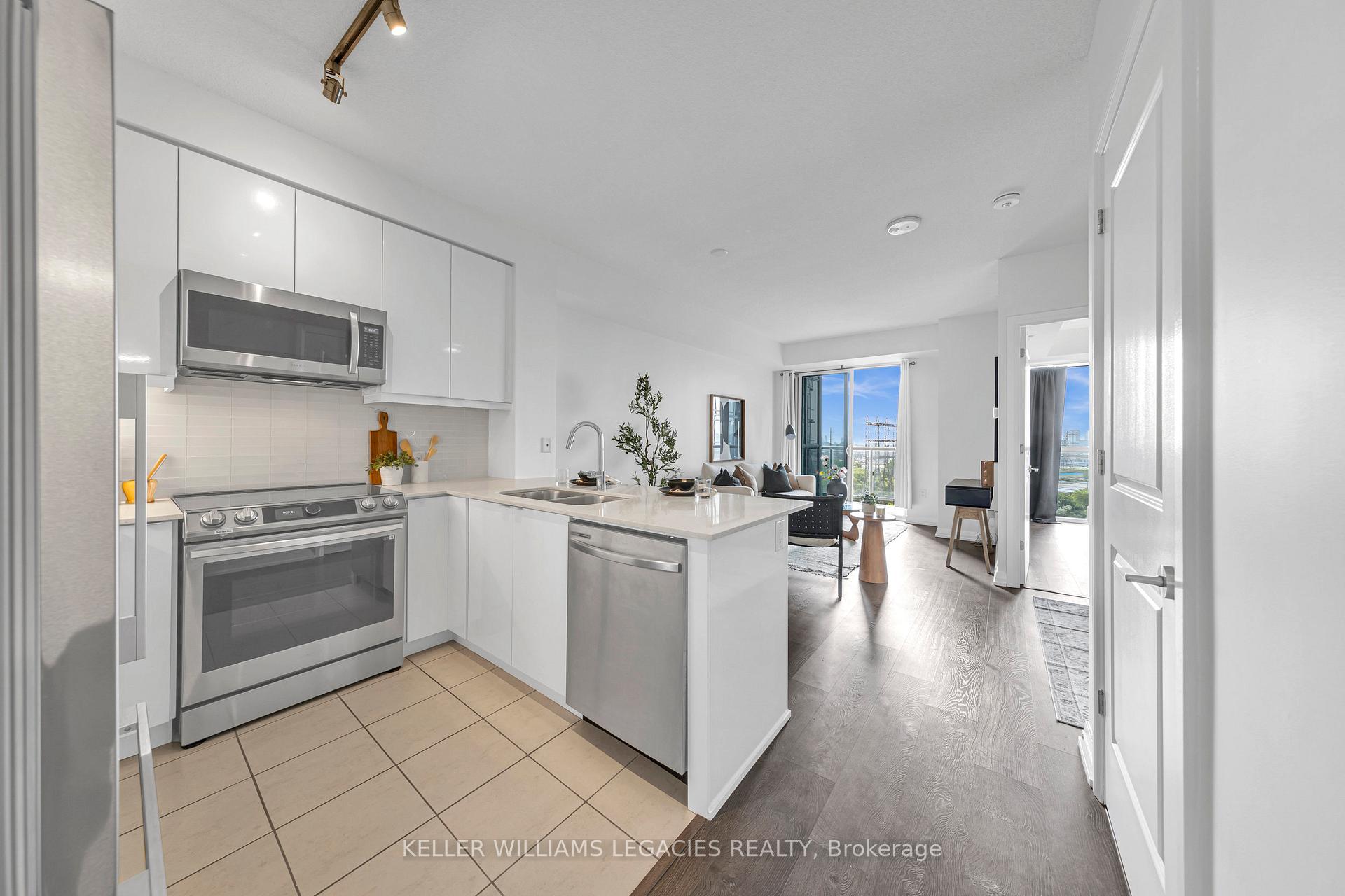 2 Bedrooms Condo at 50 Thomas Riley, Toronto For sale