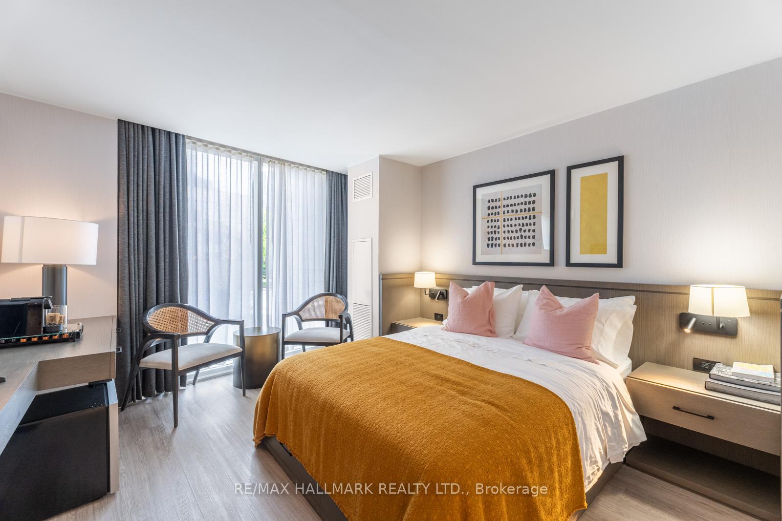 1 Bedroom Condo at 88 Davenport, Toronto For sale