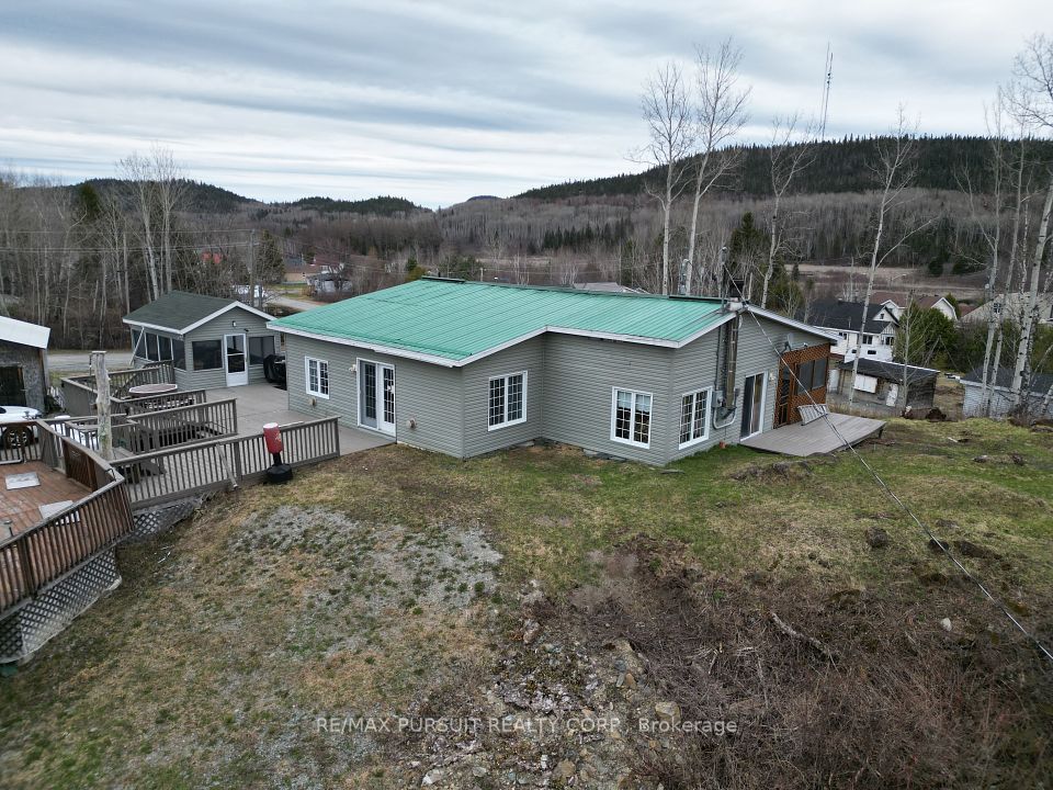 8 Townsley Avenue, Kirkland Lake, ON P0K 1X0