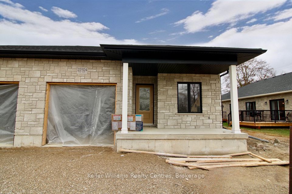221124 Grey Road 9