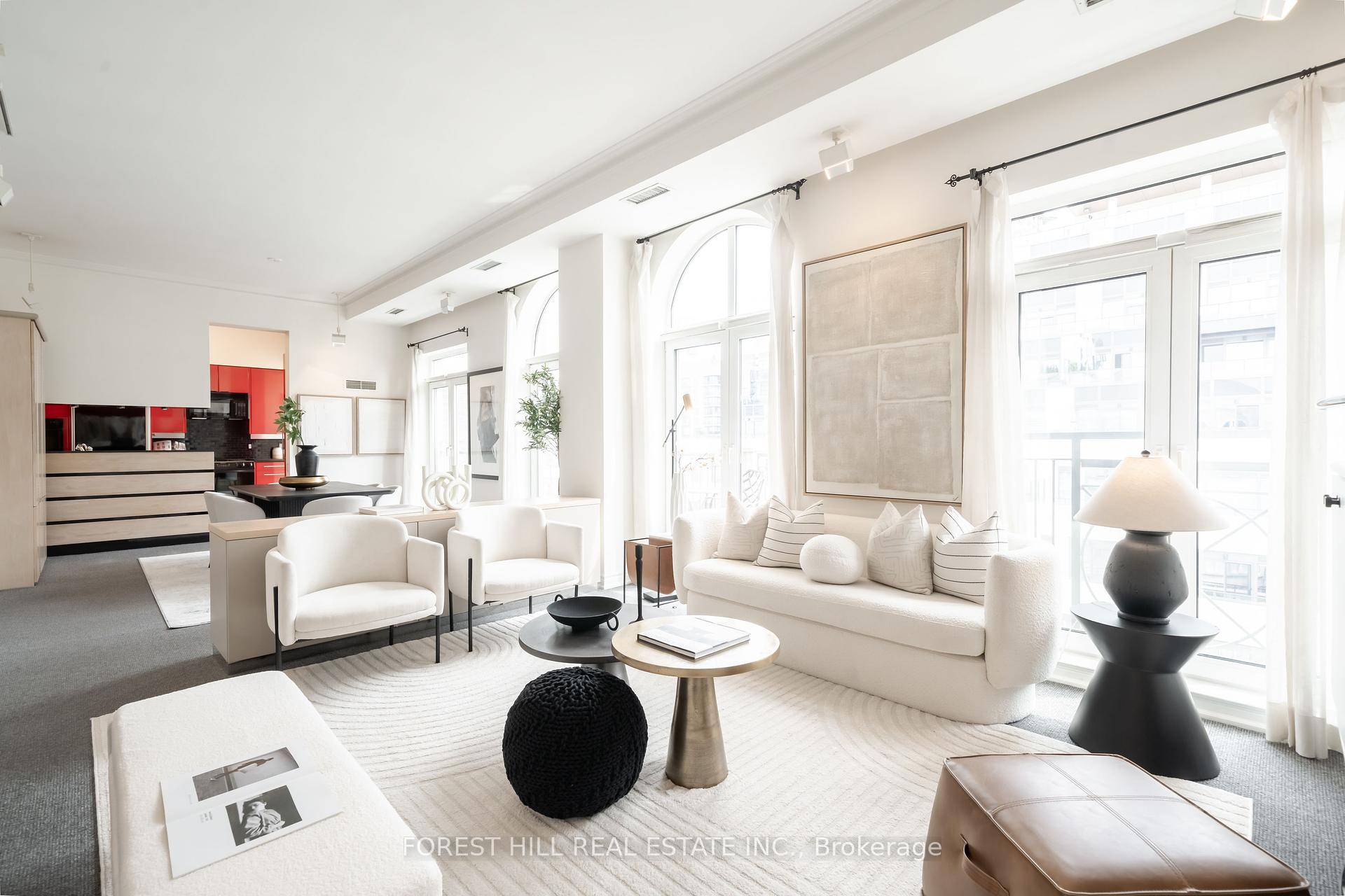 3 Bedrooms Condo at 1 Balmoral, Toronto For sale