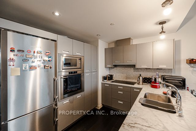 90 Park Lawn Road, #2811