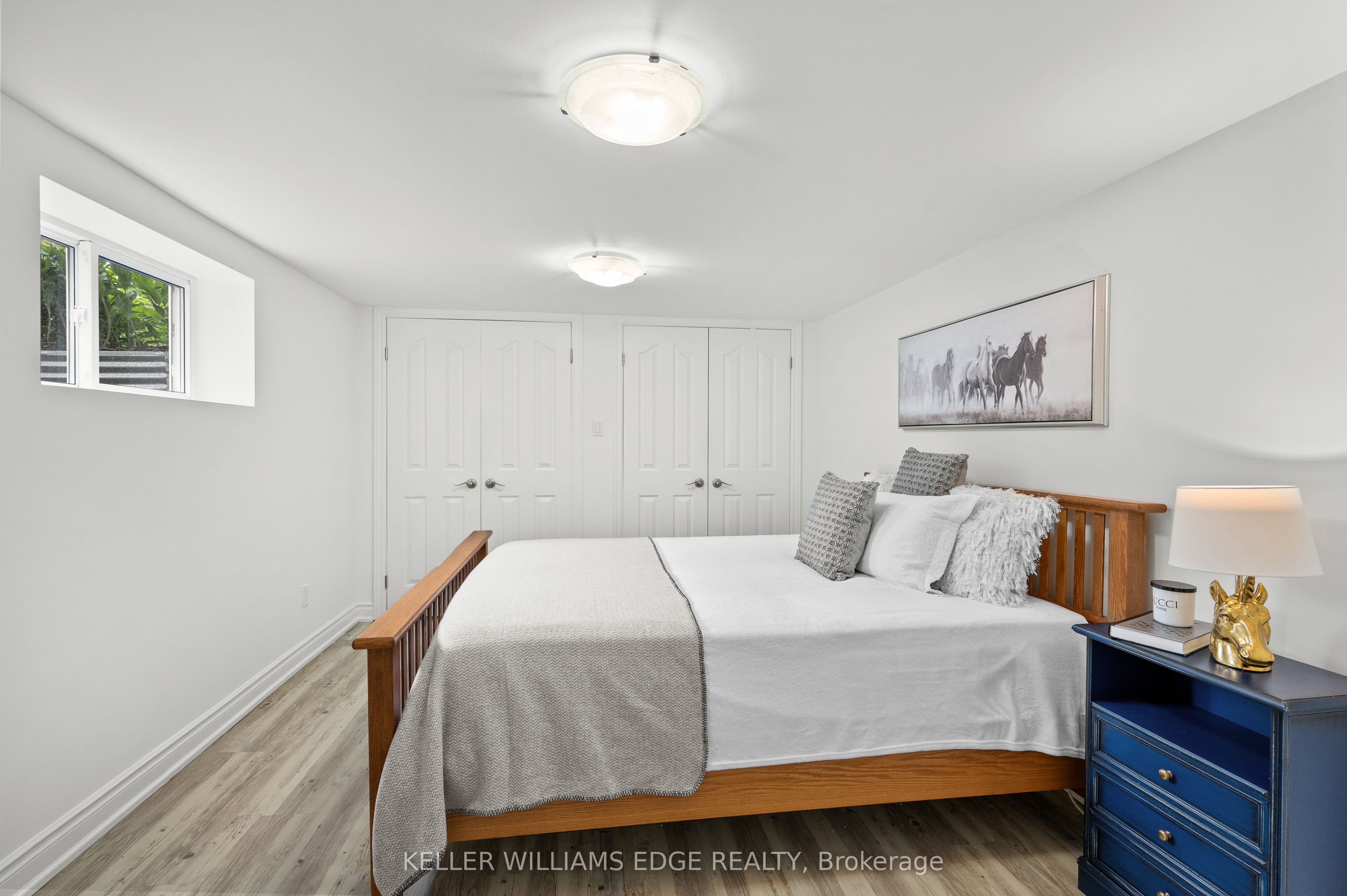 1589 Crediton Parkway