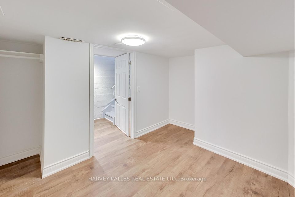 5 Garnet Avenue 1