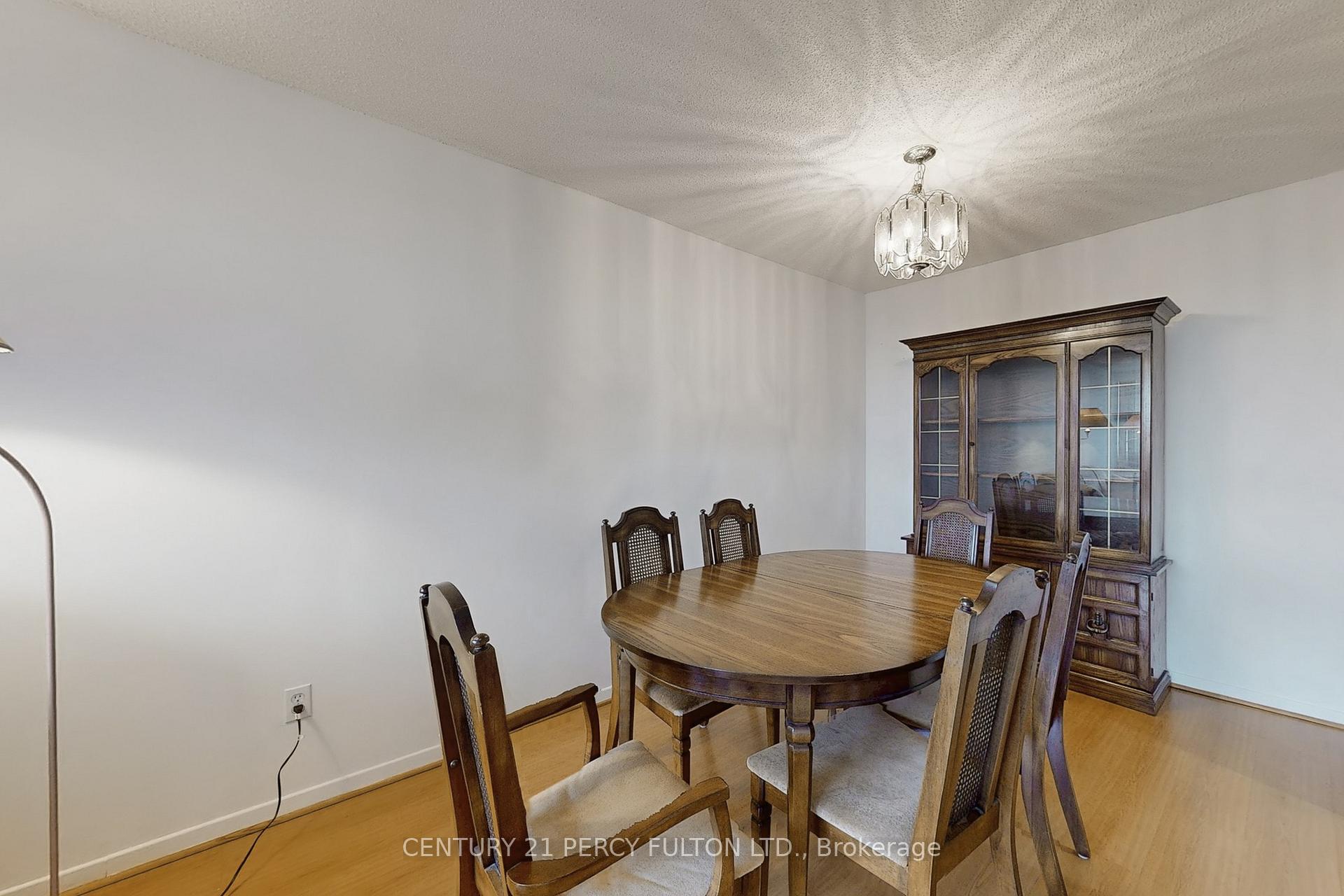 1 Bedroom Condo at 40 Bay Mills, Toronto For sale