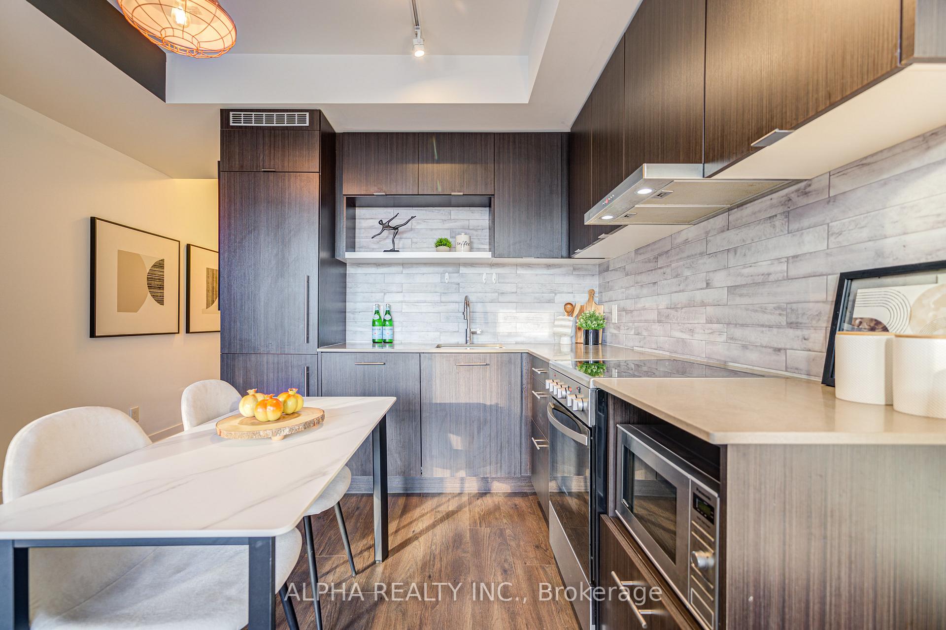 1 Bedroom Condo at 365 Church, Toronto For sale