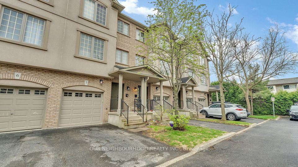 1248 Guelph