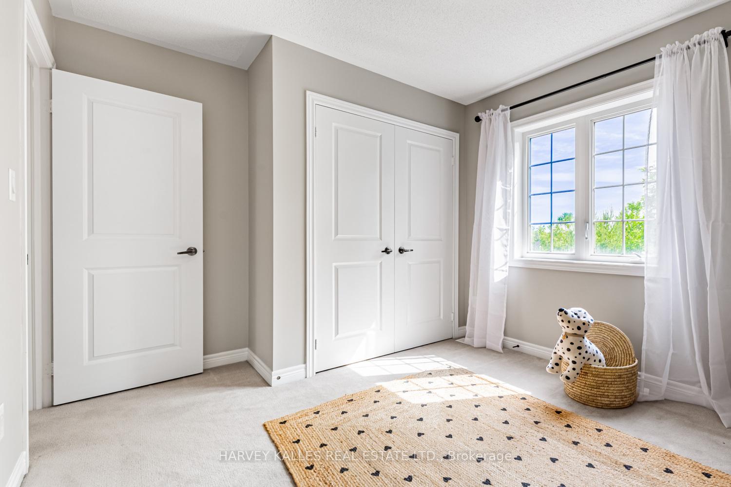 27 Rock Elm Court