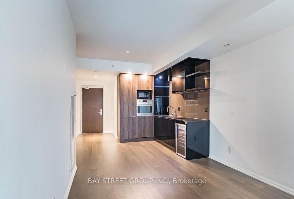 70 Temperance Street, #1107