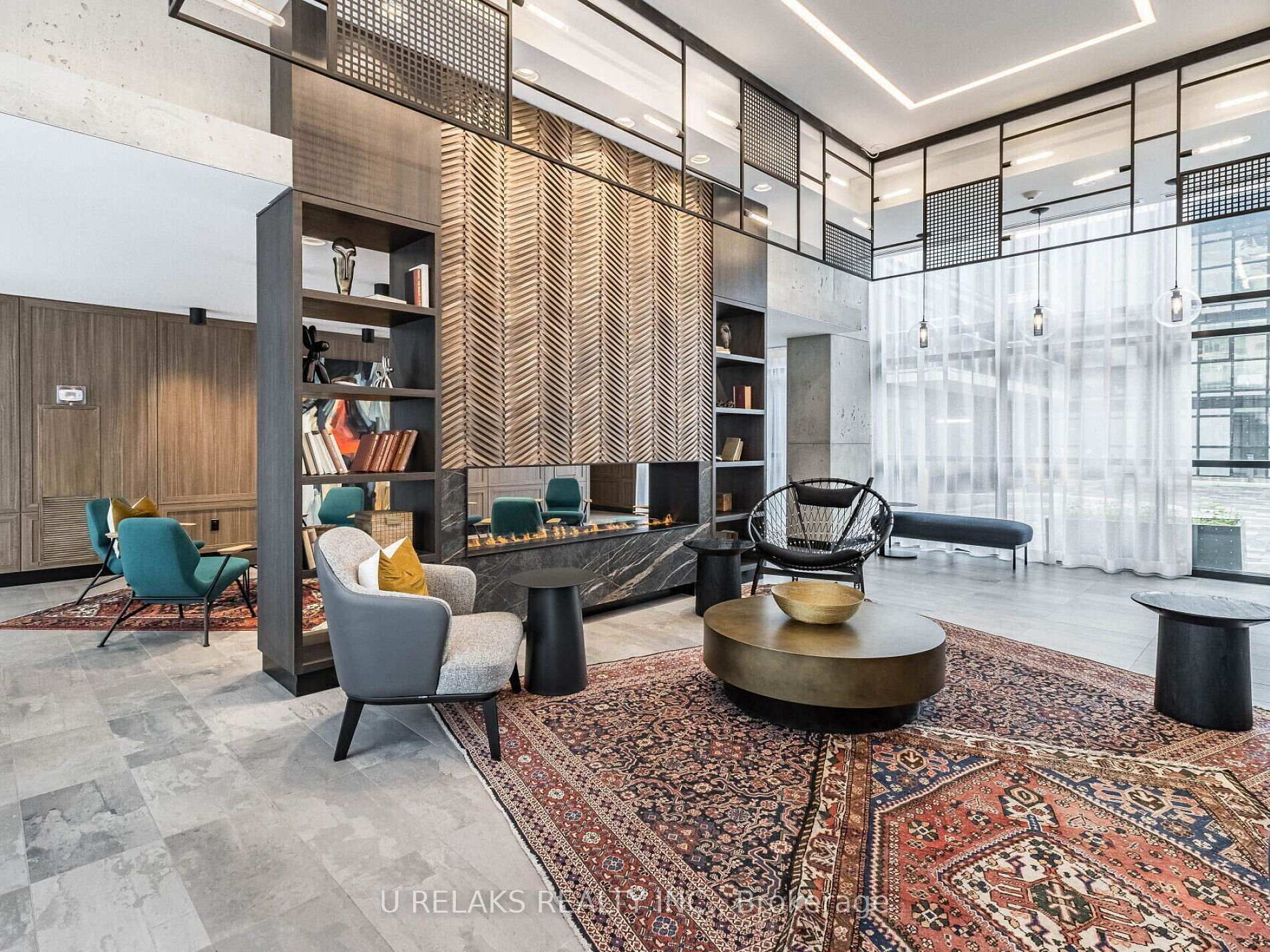 2 Bedrooms Condo at 251 Manitoba,  Toronto For sale