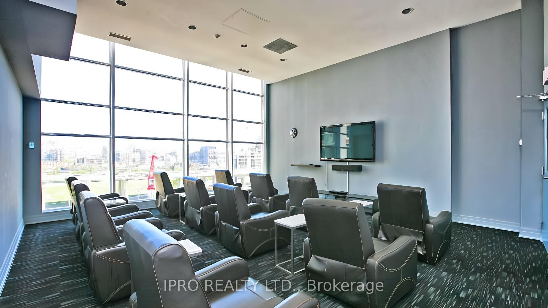 2 Bedrooms Condo at 628 Fleet, Toronto For sale