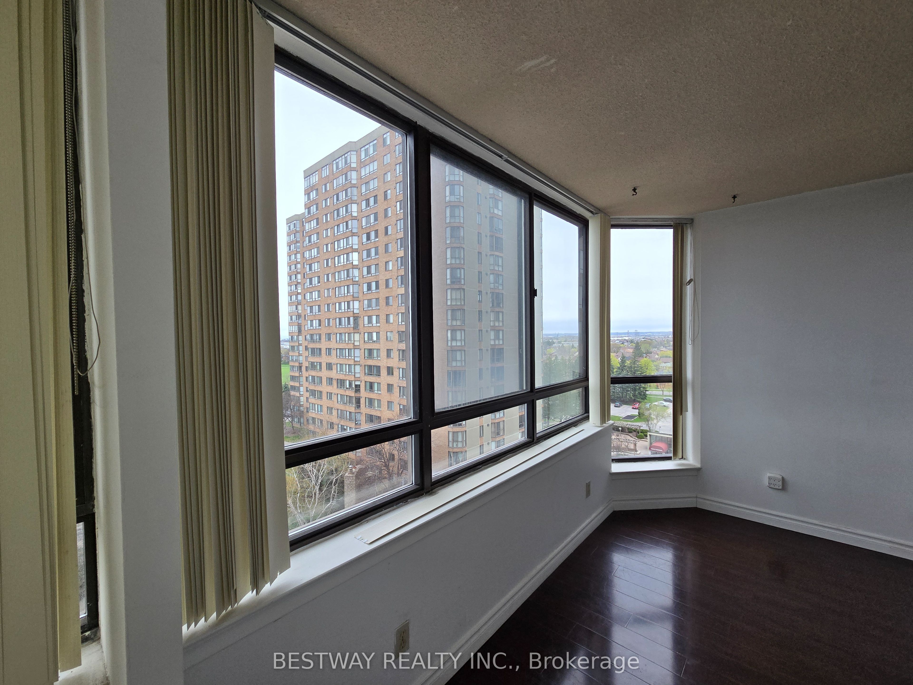 75 Bamburgh Circle, #928