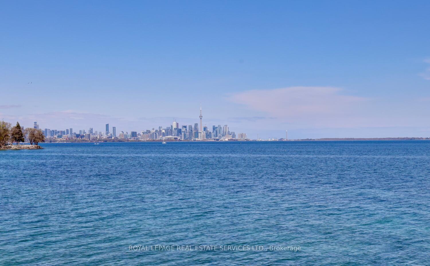 1 Bedroom Co-op at 41 Lake Shore, Toronto For sale