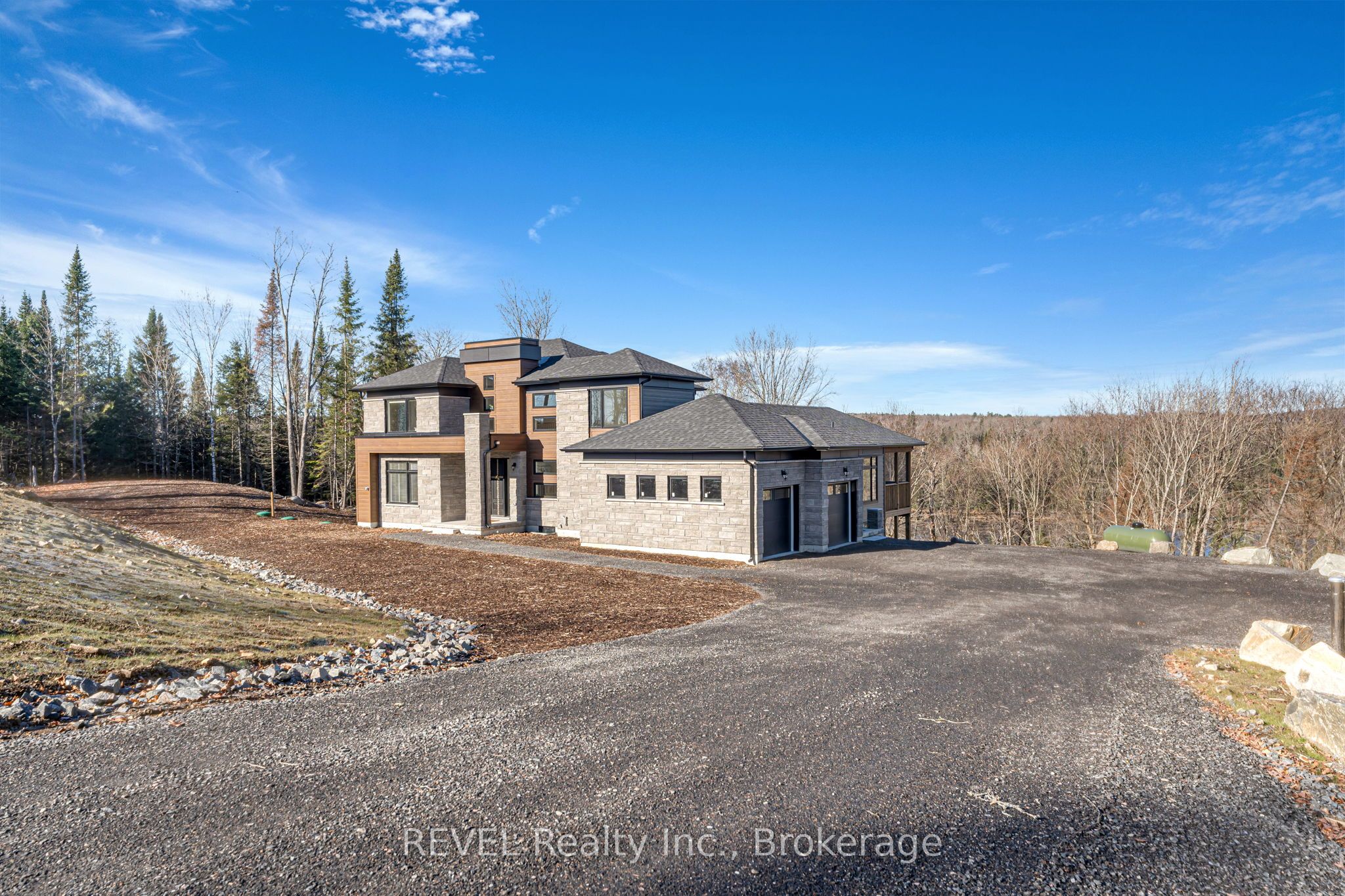 1008 Napier Court