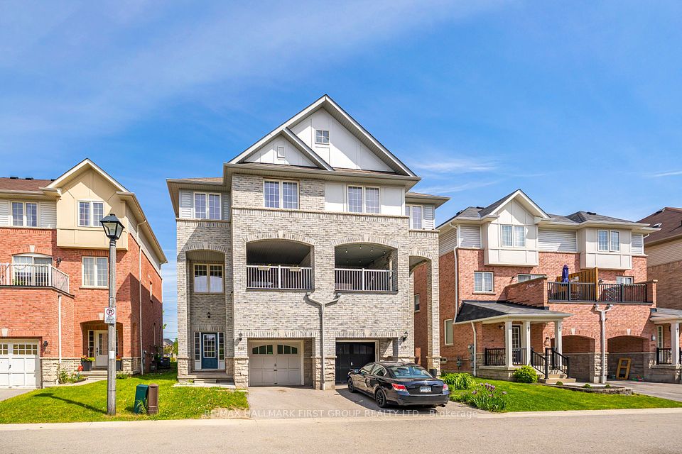 527 Rossland