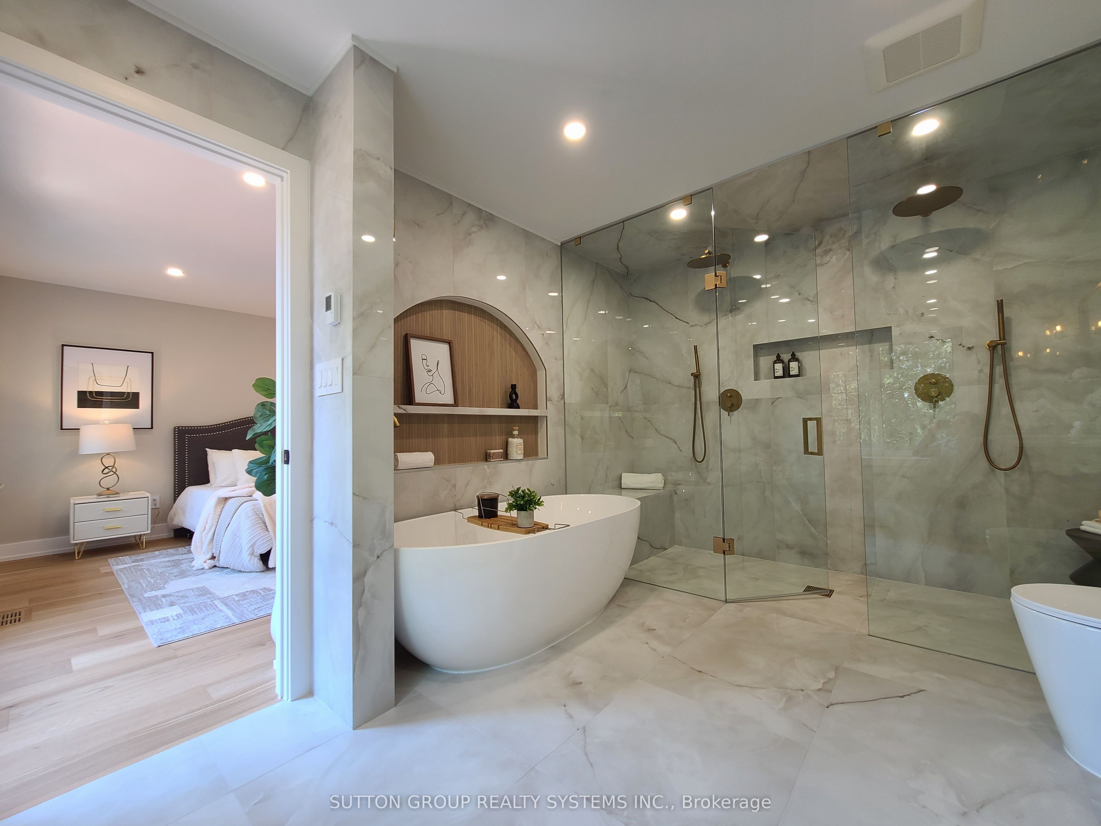 21 South Kingsway