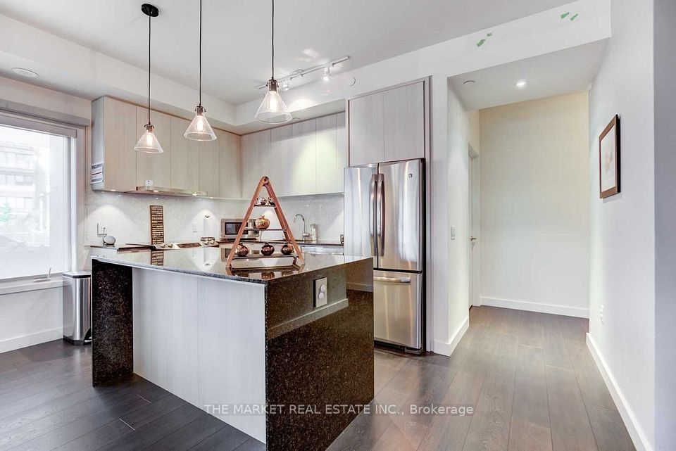 #112 - 5005 Harvard Road, Mississauga, ON L5M 0W5