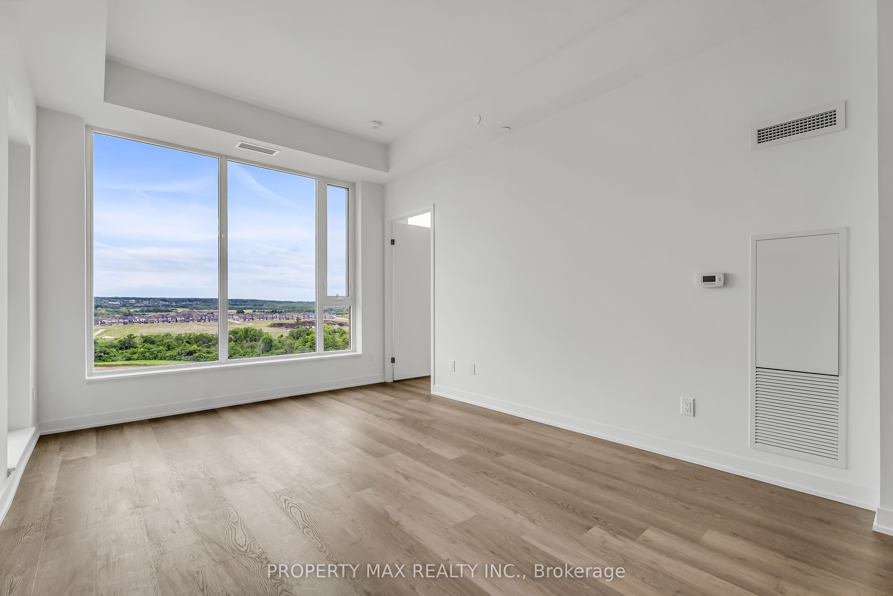 2 David Eyer Road, #1428
