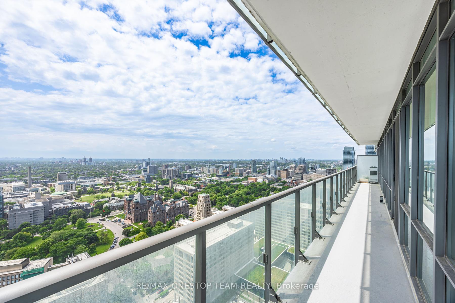 4 Bedrooms Condo at 832 Bay, Toronto For sale