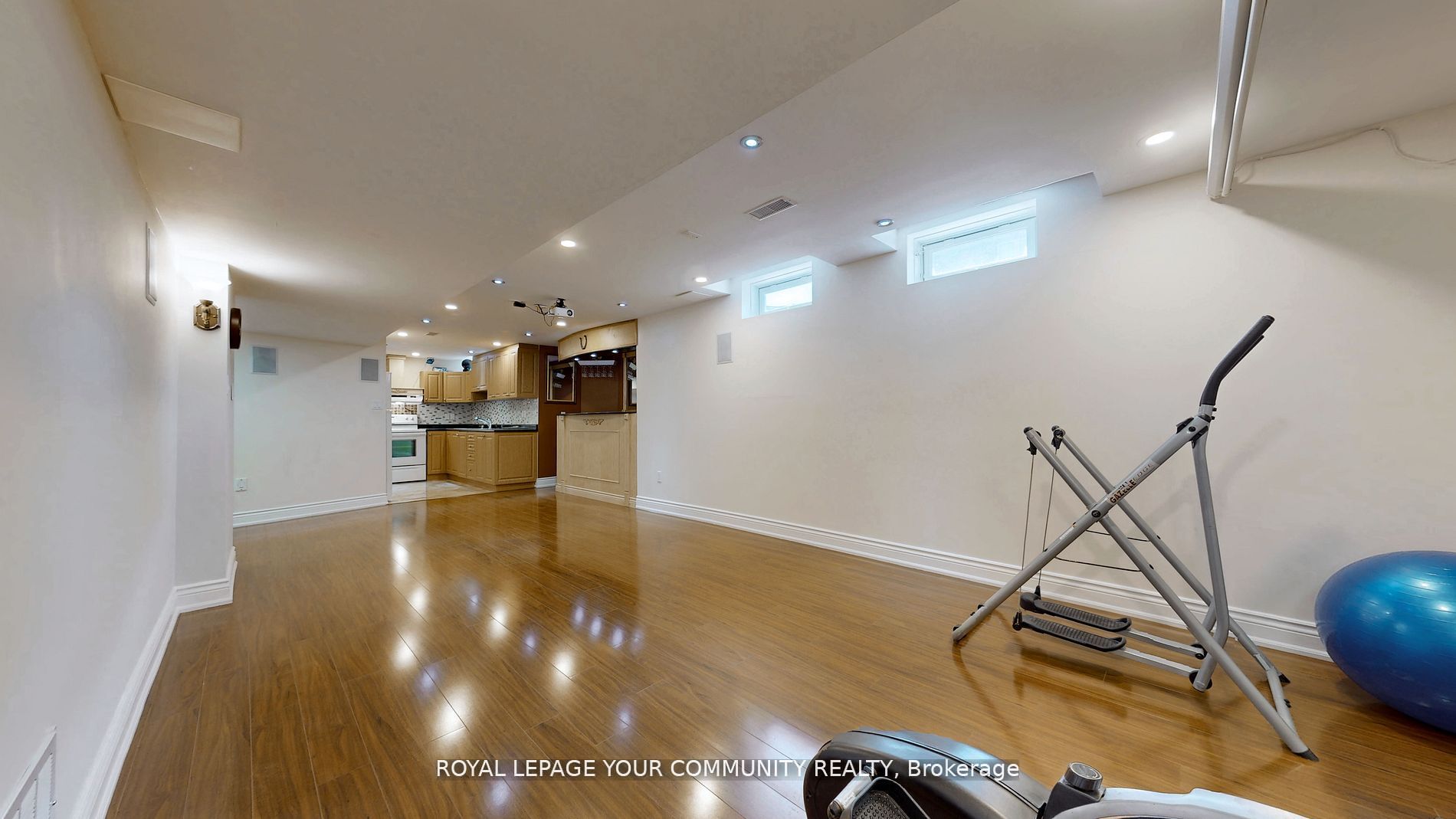 1 Heathfield Avenue